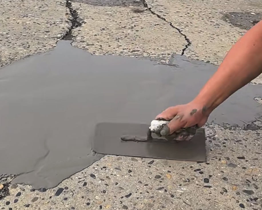 永康CGM 高效薄层道路修补料（CGM 道路抢修料）